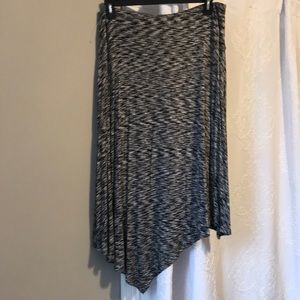 Black and white Cupio skirt